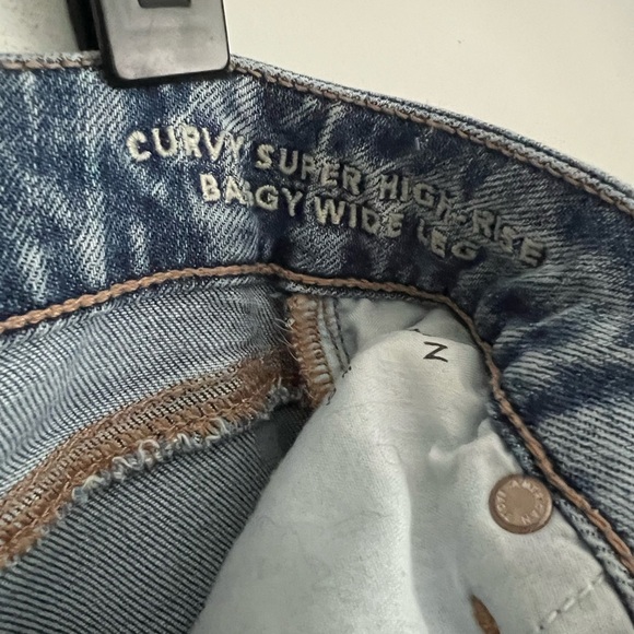 American Eagle Cargo Jeans - Picture 3 of 4
